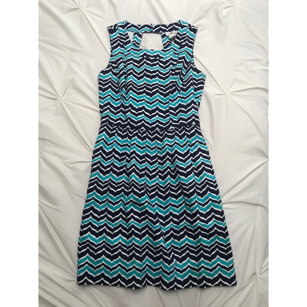 Vineyard vines dress